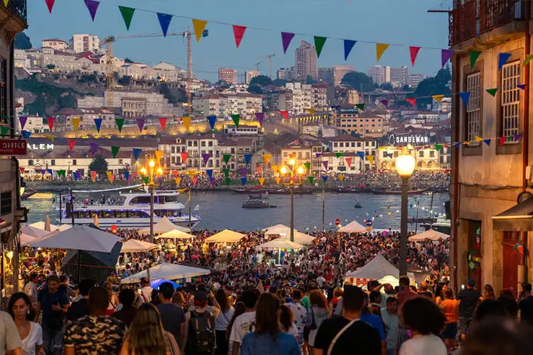 São João no Porto: Tradição, Emoção e o Sabor de Pertencer a Portugal